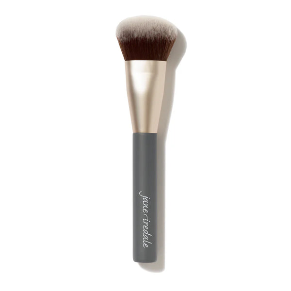 New from Jane Iredale, the  Multiuse Blend Brush for flawless makeup application, blending, contouring, and highlighting with ultra-soft synthetic bristles for a professional finish. Perfect for powder, liquid, and cream formulas. 