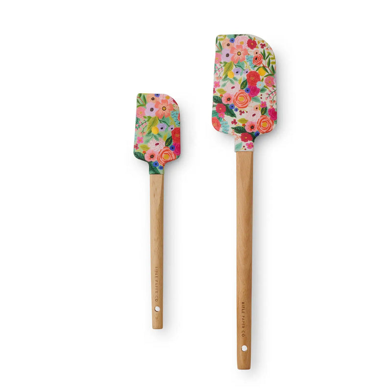 From Rifle Paper Co. Garden Party Spatula Set this features a Floral Silicone & Wood Baking Utensils for Cooking, Mixing & Decorating – Heat-Resistant, Durable Kitchen Tools. This set makes a wonderful gift idea for yourself, a bridal shower, for the baking-lover, a home welcoming gift and so much more.