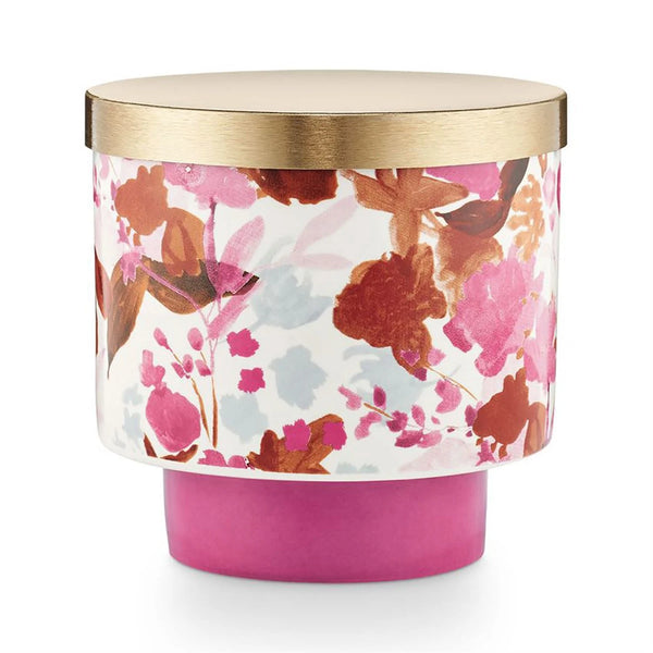 Thai Lily Candle in Floral Jar by Illume Candles. The top fragrance notes of this cute candle are Citrus, Mango, and Asiatic Lily Notes with Chic Gold Lid that is a darling statement piece and makes for a cute gift.